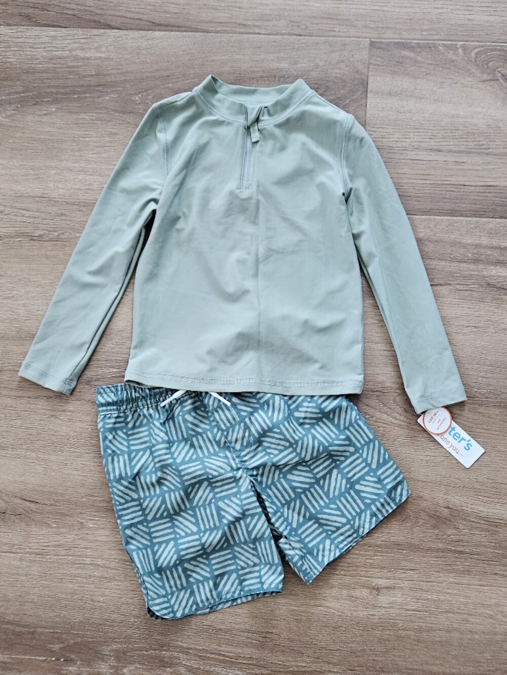 Carter's Kids' Long Sleeve Rash Guard Top and Swim Shorts Set Size 5T
